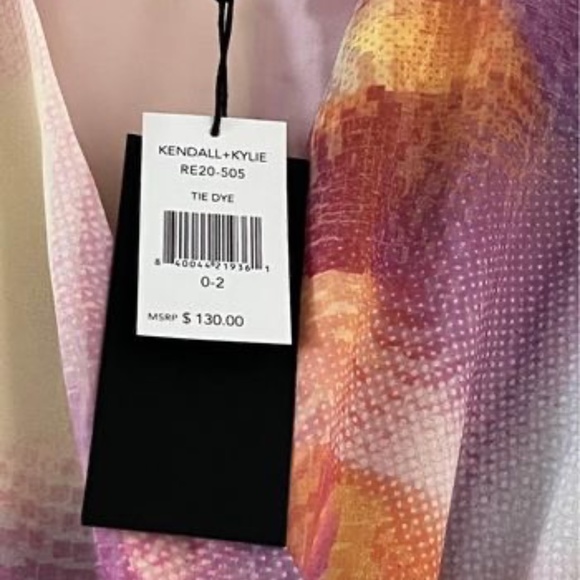 Dress Kendall & Kylie - Picture 2 of 3